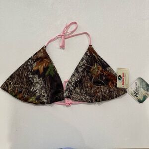 Wilderness Dreams Mossy Oak Camo Bikini Top with Pink Trim – Size Large, NWT